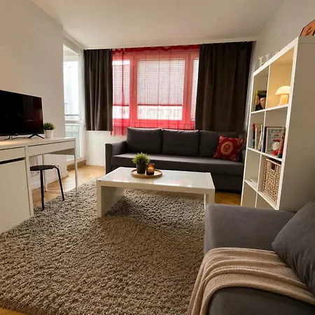3 Bagno In Centrum Parking وارسو